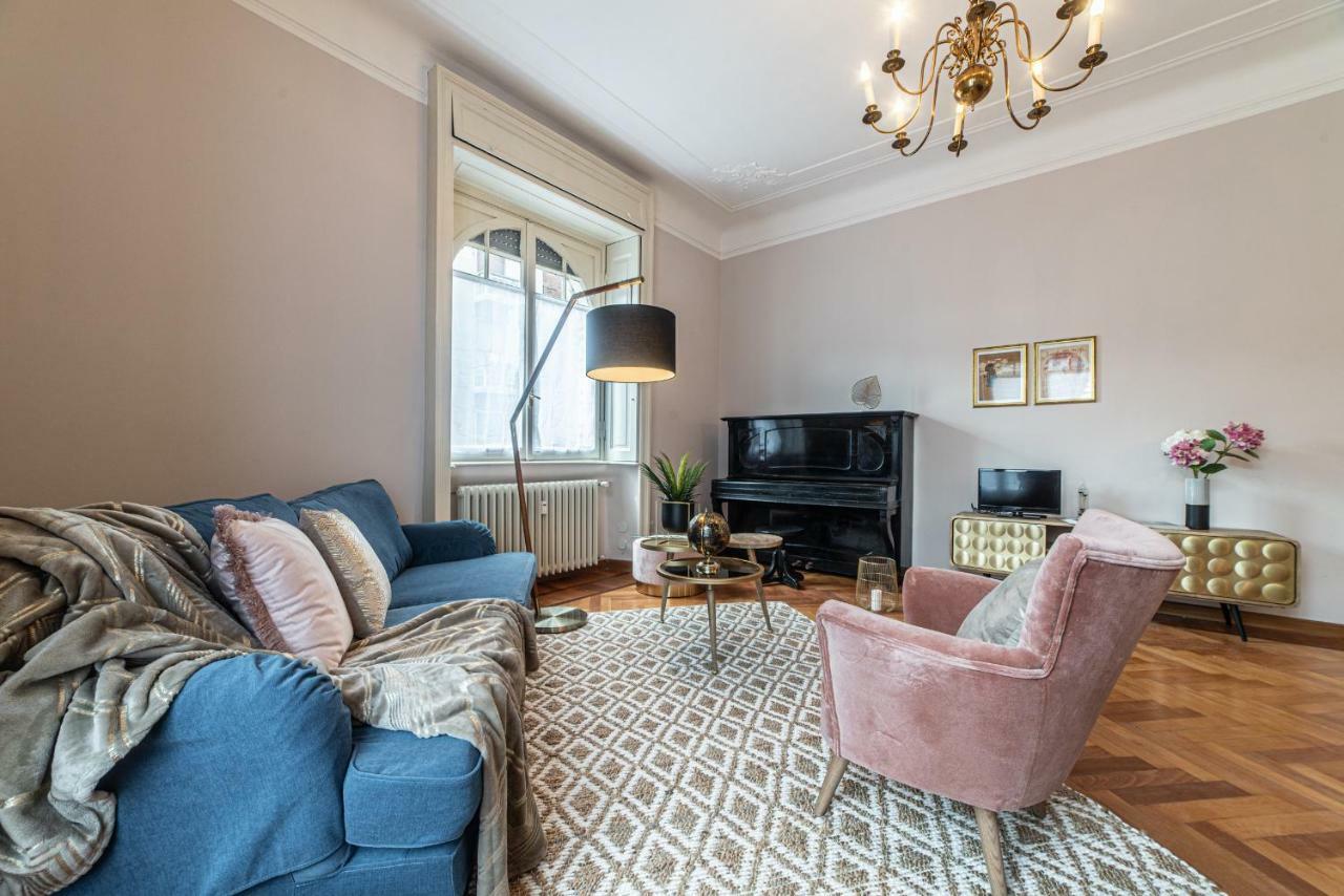 Joivy Sophisticated 3-Bed Flat With Desk Apartment มิลาน ภายนอก รูปภาพ